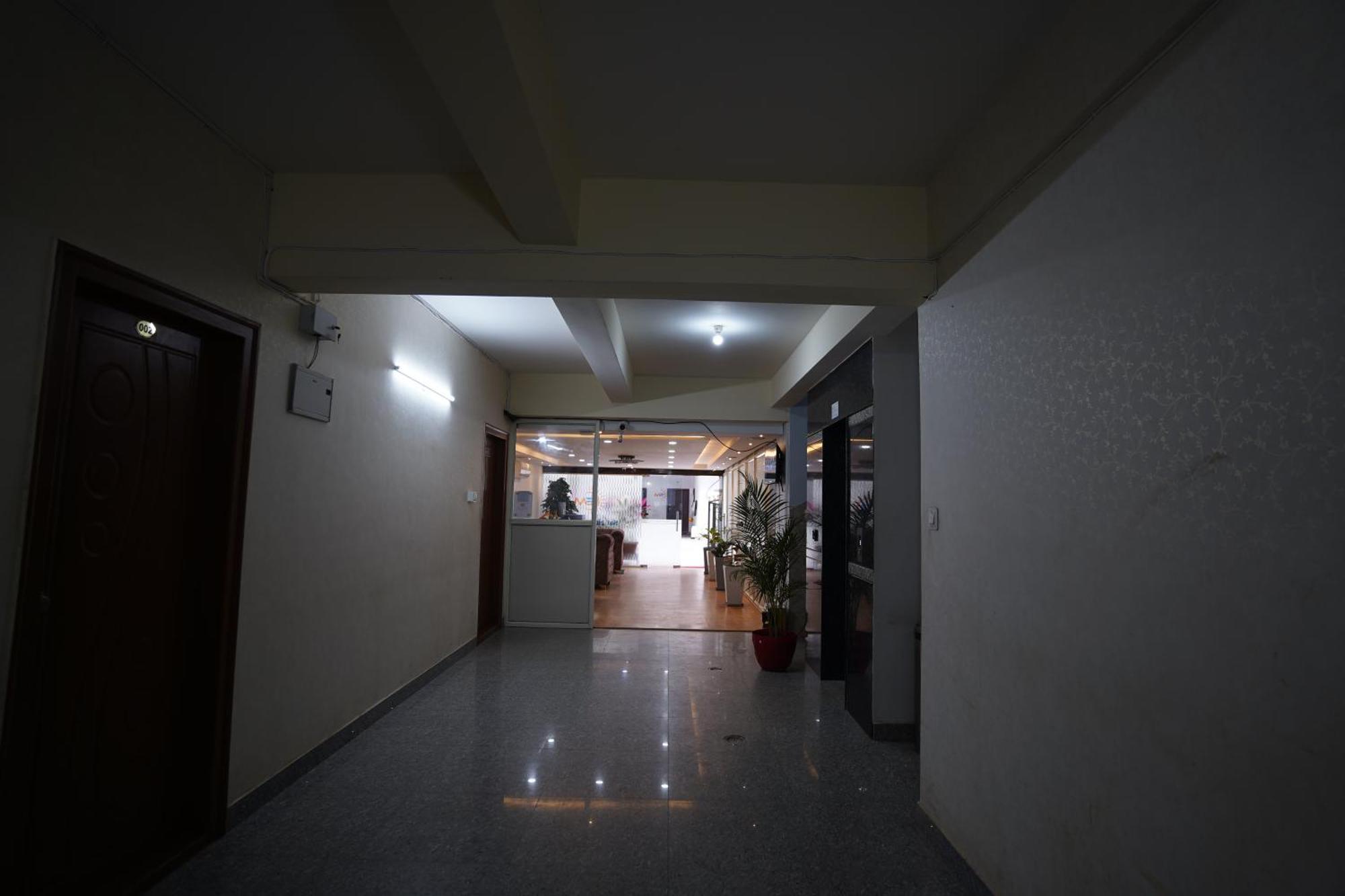 Hostel Sai Manyata Business Residency, Manyata Tech Park Bangalore Exterior foto